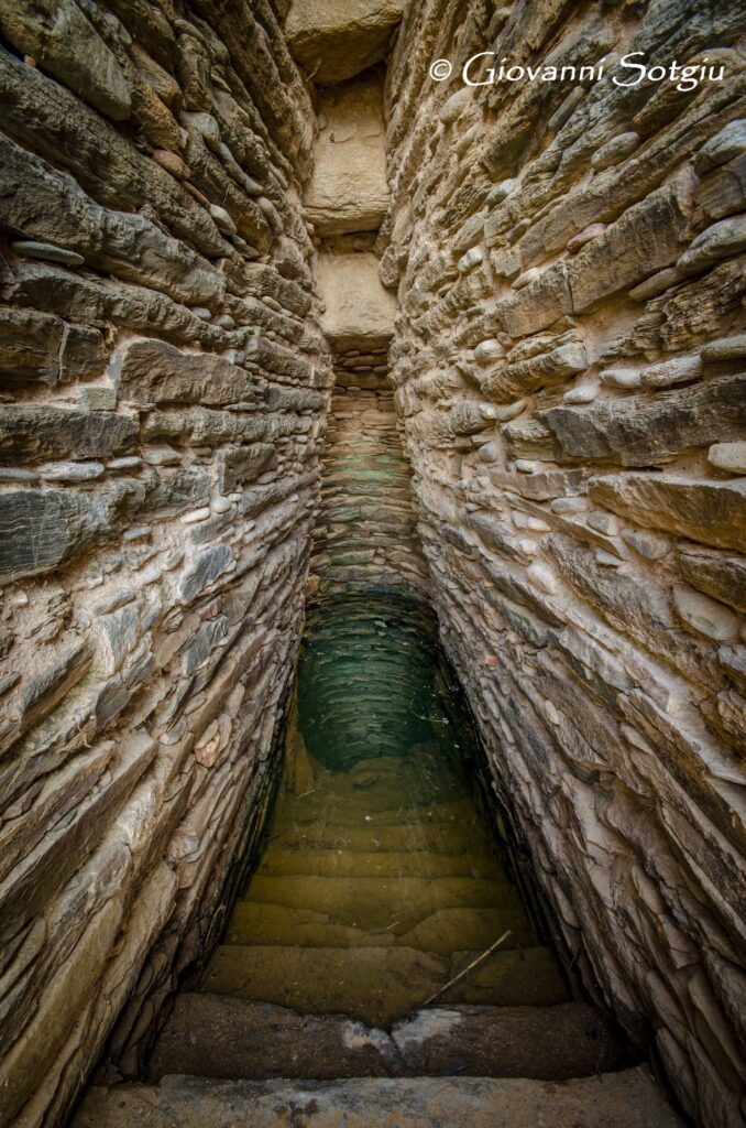 98.2 and 98a.2: Nuraghe Sa Pudda and Nuragic well temple Is Pirois - Villaputzu