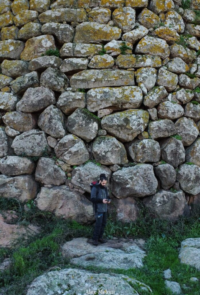 In Scano di Montiferro, the nuraghe Abbauddi