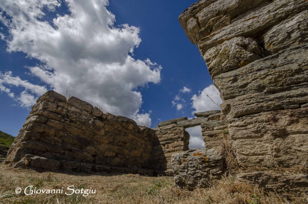 The nuragic settlements Sa Domu ‘e Urxia and Monte Nuxi in Esterzili